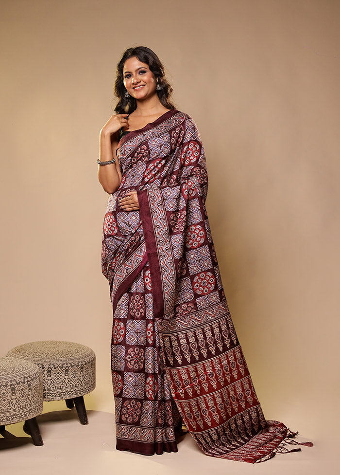 Maroon Printed Silk Saree Without Blouse Piece