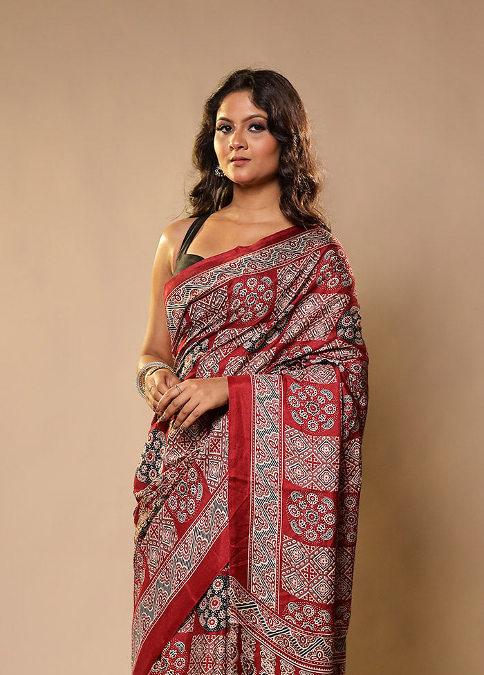 Maharani Duo – Maroon Printed Silk & Purple Organza Sarees
