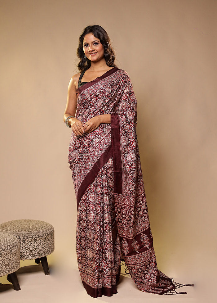 Maroon Printed Silk Saree Without Blouse Piece