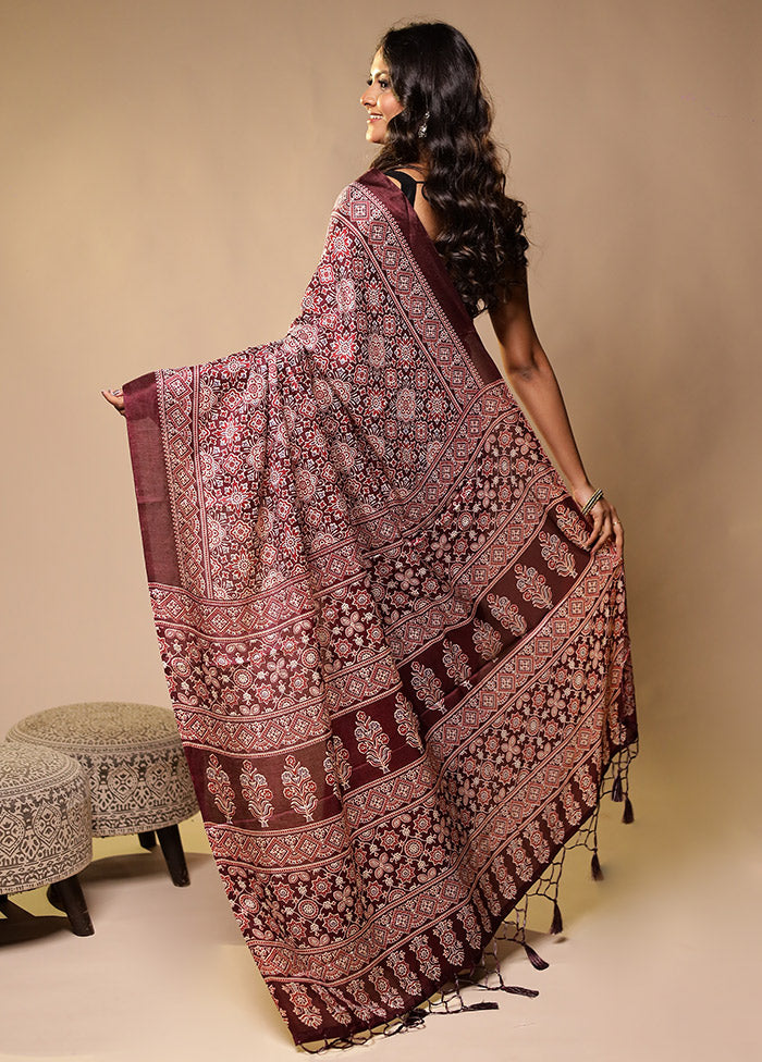 Maroon Printed Silk Saree Without Blouse Piece