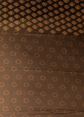 Black Printed Silk Saree With Blouse Piece