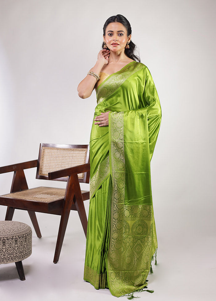 Green Dupion Silk Saree With Blouse Piece