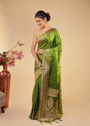 Green Dupion Silk Saree With Blouse Piece
