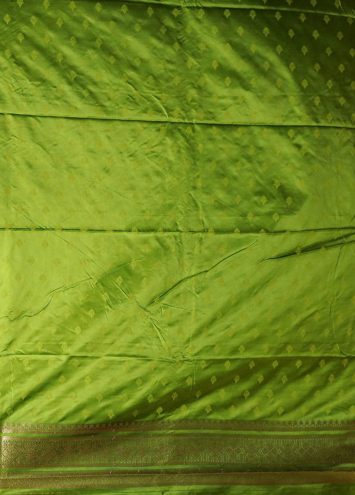 Green Dupion Silk Saree With Blouse Piece