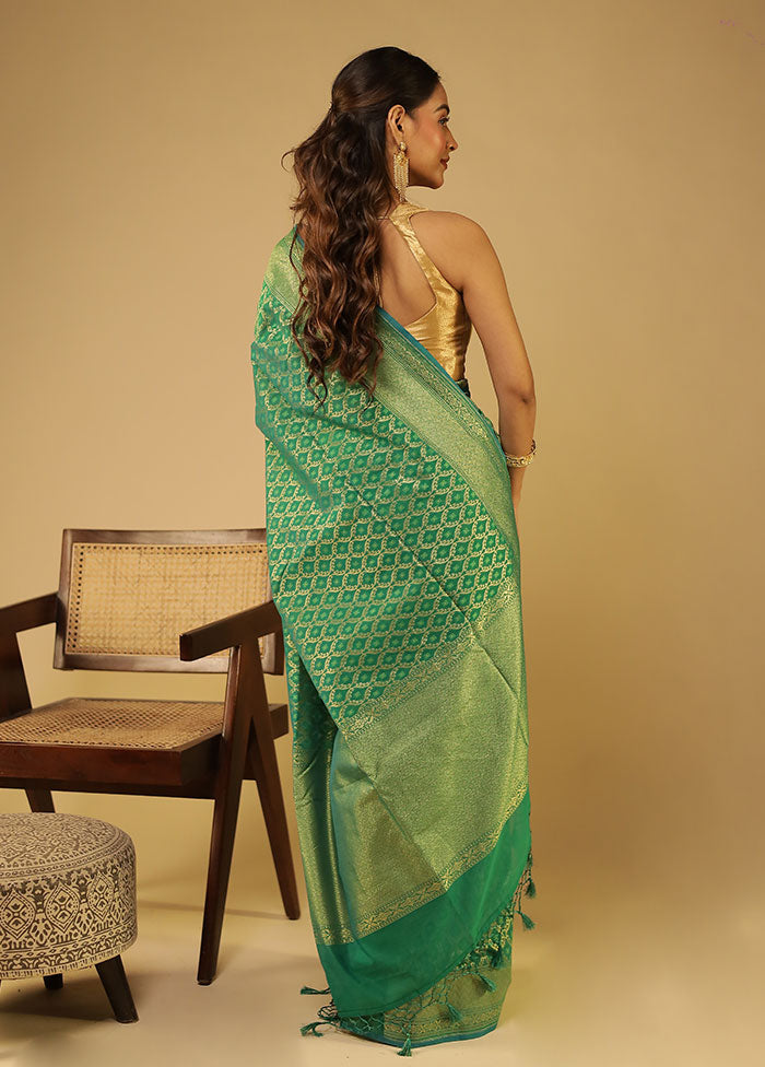 Green Kora Silk Saree With Blouse Piece