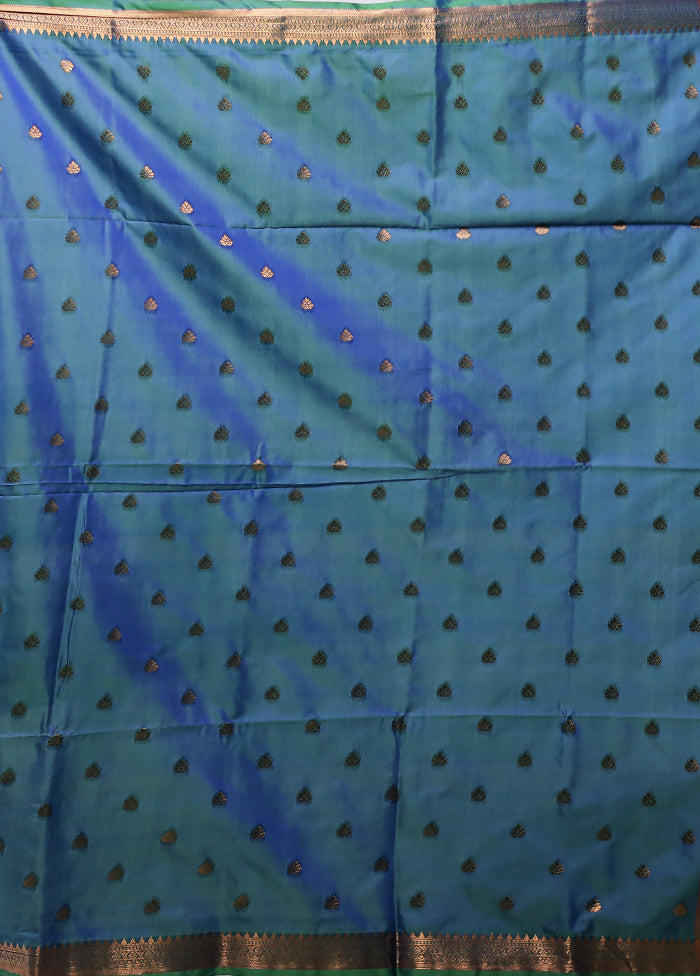 Green Kanjivaram Silk Saree With Blouse Piece