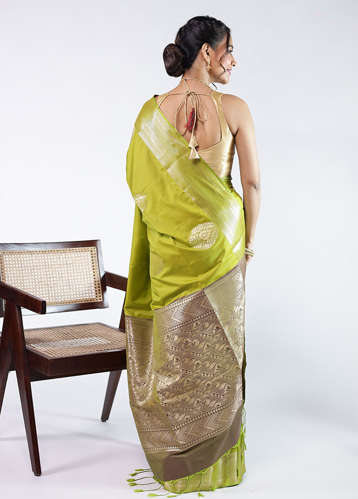 Green Kanjivaram Silk Saree With Blouse Piece