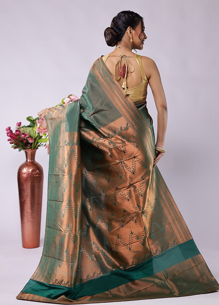 Grey Handloom Kanjivaram Pure Silk Saree With Blouse Piece