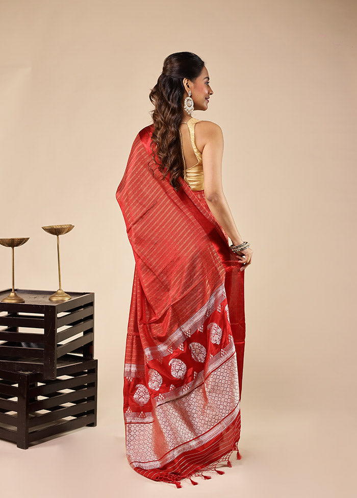 Red Dupion Silk Saree With Blouse Piece
