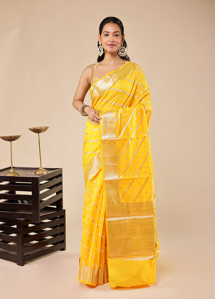 Yellow Kora Silk Saree With Blouse Piece