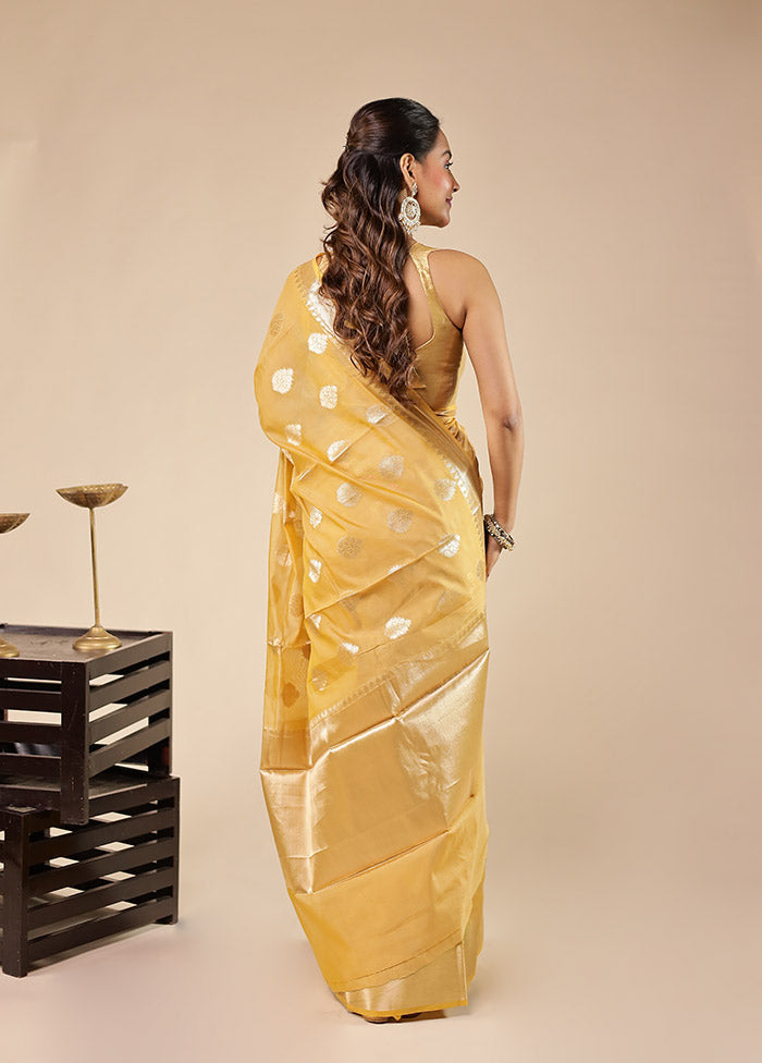 Cream Kora Silk Saree With Blouse Piece