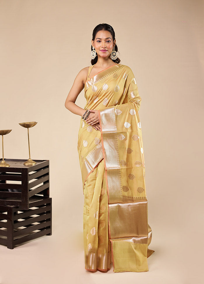 Green Kora Silk Saree With Blouse Piece