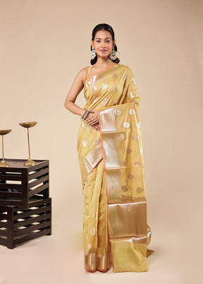 Green Kora Silk Saree With Blouse Piece