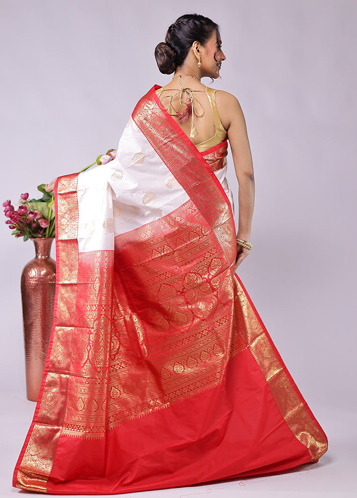 White Kanjivaram Silk Saree With Blouse Piece