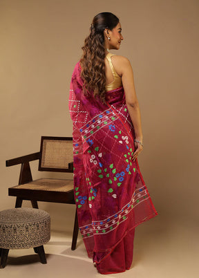Magenta Jamdani Cotton Saree With Blouse Piece