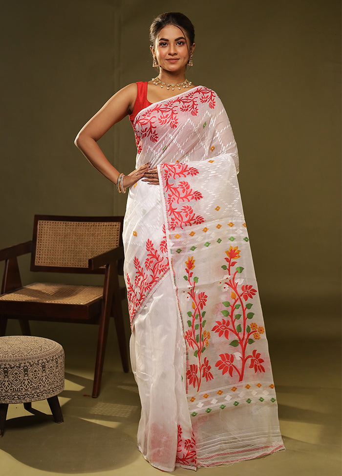 White Jamdani Cotton Saree With Blouse Piece