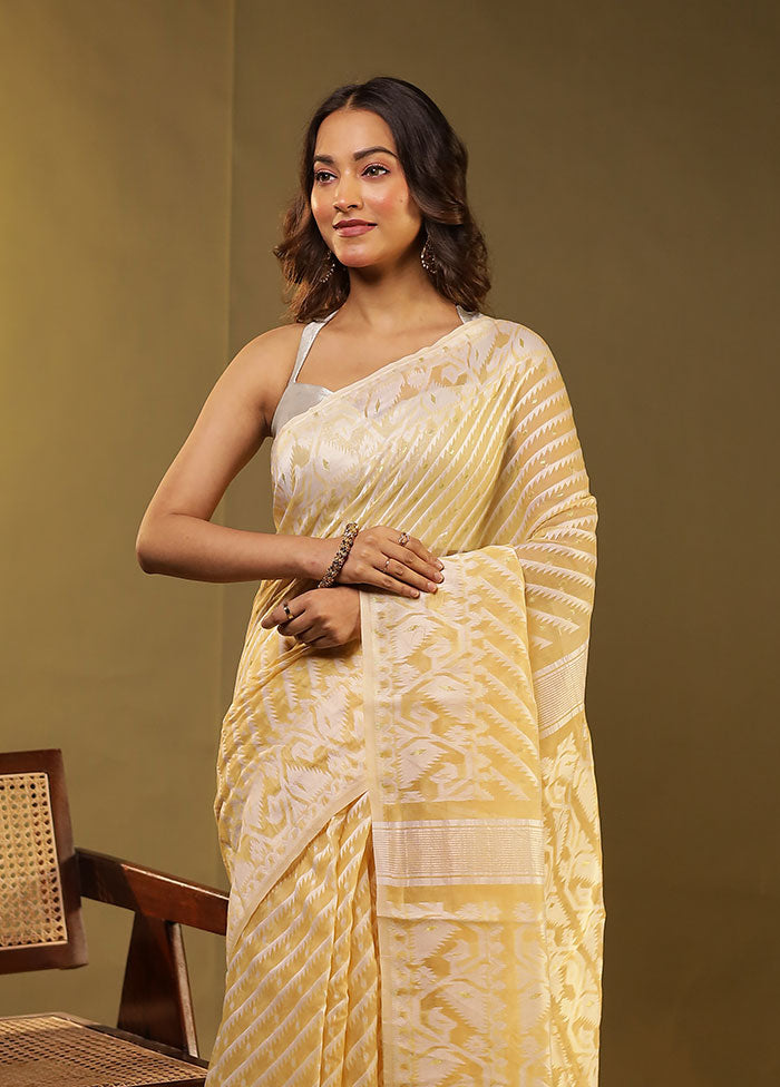 Cream Jamdani Cotton Saree Without Blouse Piece