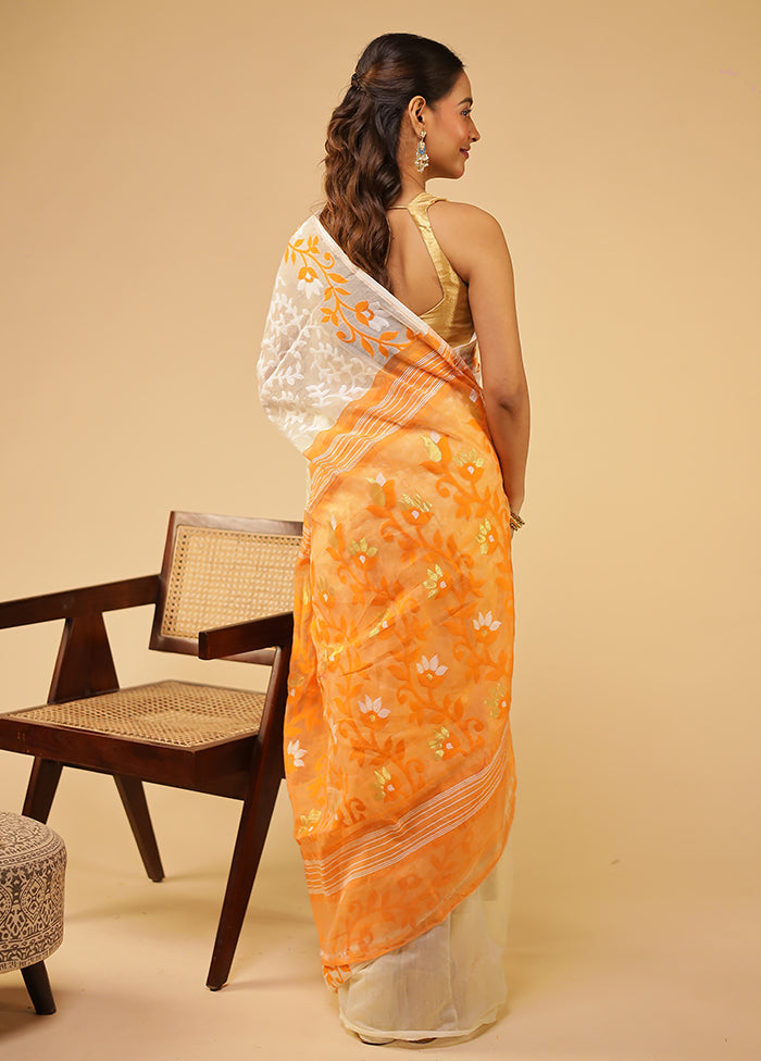 Cream Jamdani Cotton Saree With Blouse Piece