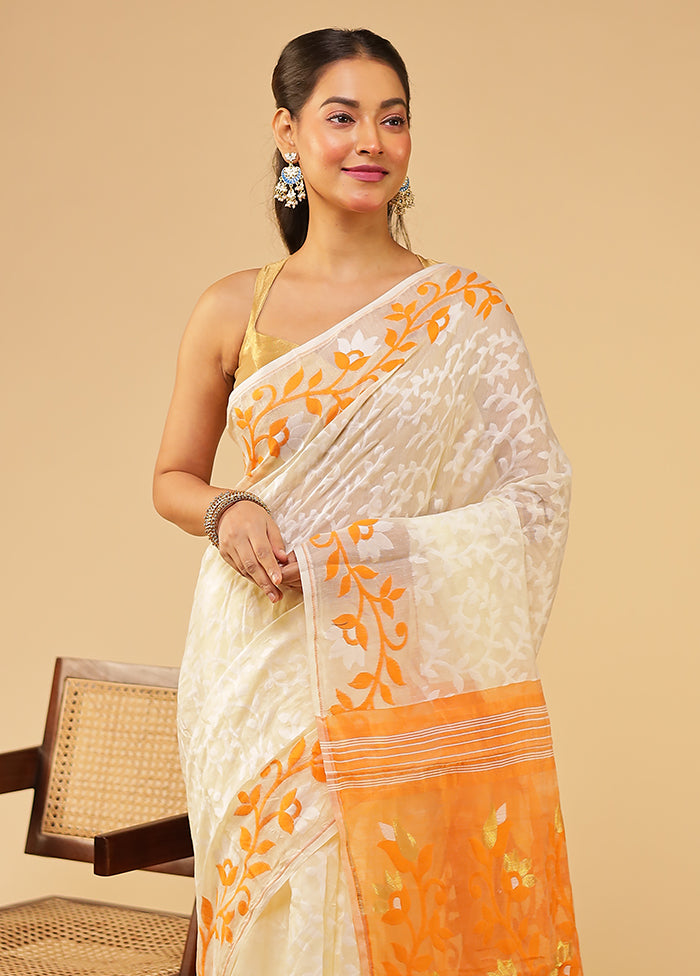Cream Jamdani Cotton Saree With Blouse Piece