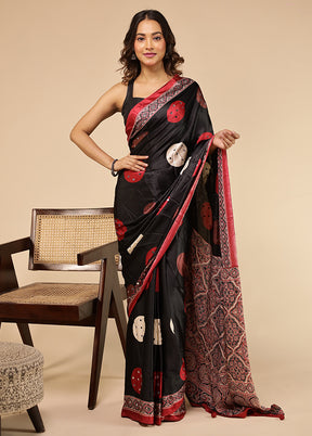 Black Printed Silk Saree Without Blouse Piece