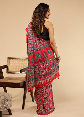 Pink Printed Silk Saree Without Blouse Piece