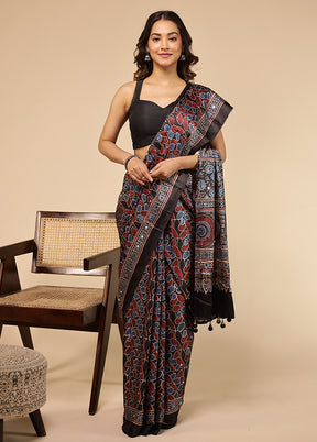 Multicolor Printed Silk Saree Without Blouse Piece