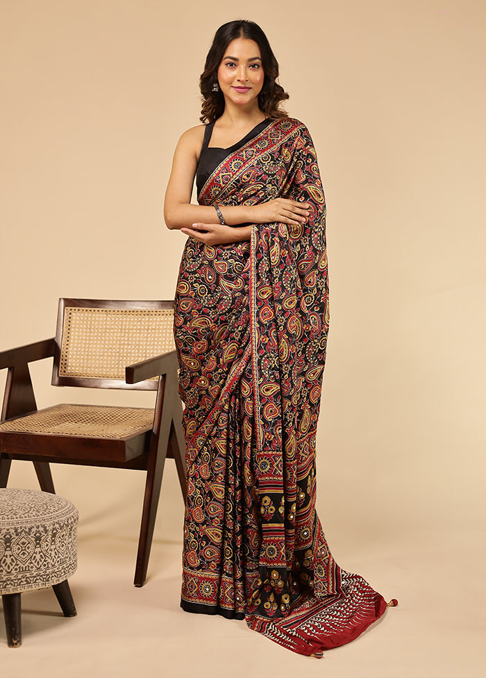 Black Printed Silk Saree Without Blouse Piece