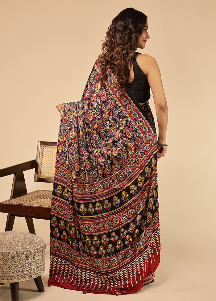 Black Printed Silk Saree Without Blouse Piece