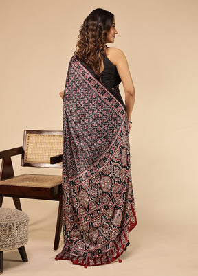 Black Printed Silk Saree Without Blouse Piece