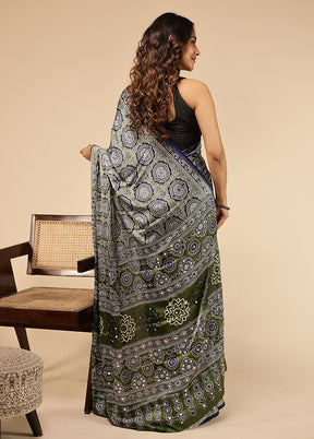 Blue Printed Silk Saree Without Blouse Piece