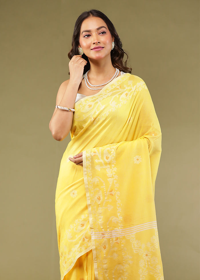Yellow Matka Silk Saree With Blouse Piece
