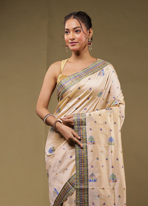 Cream Assam Silk Saree With Blouse Piece