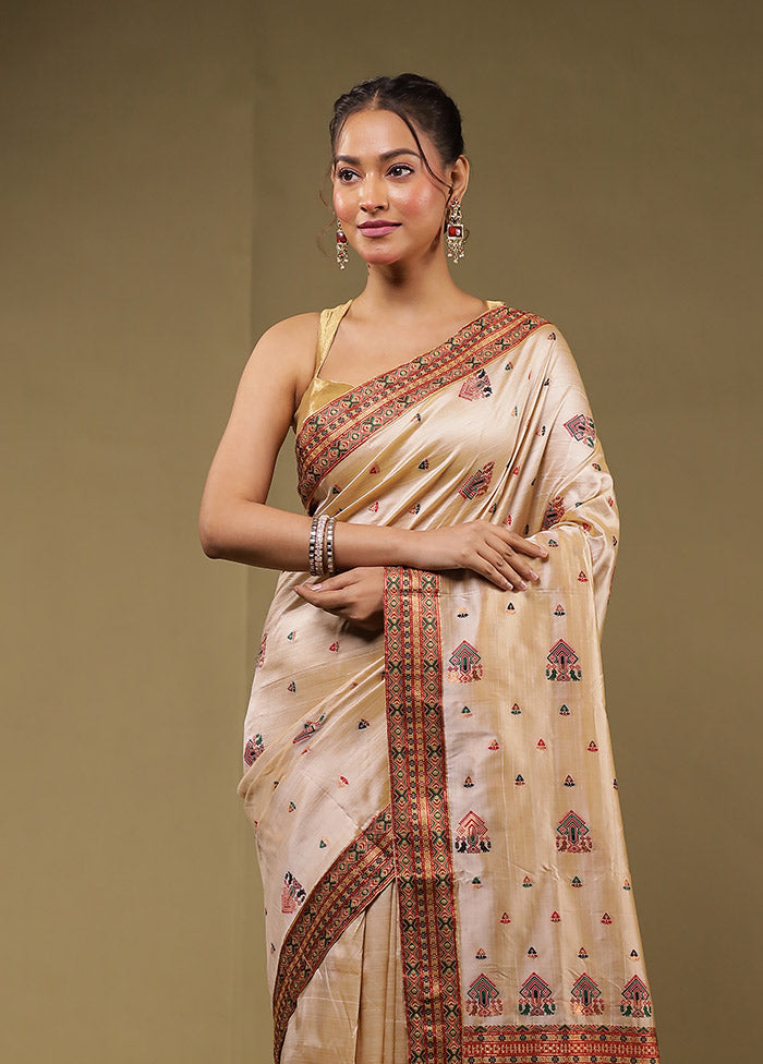 Cream Assam Silk Saree With Blouse Piece