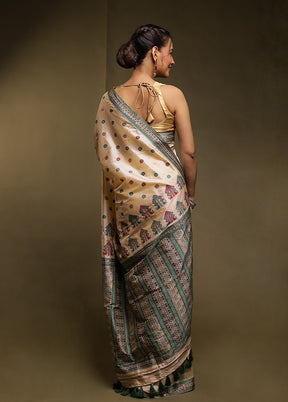 Cream Assam Silk Saree With Blouse Piece