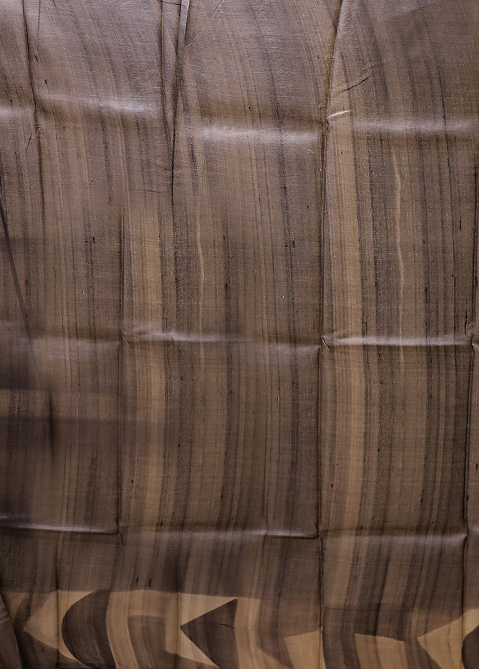 Cream Handloom Tussar Pure Silk Saree With Blouse Piece