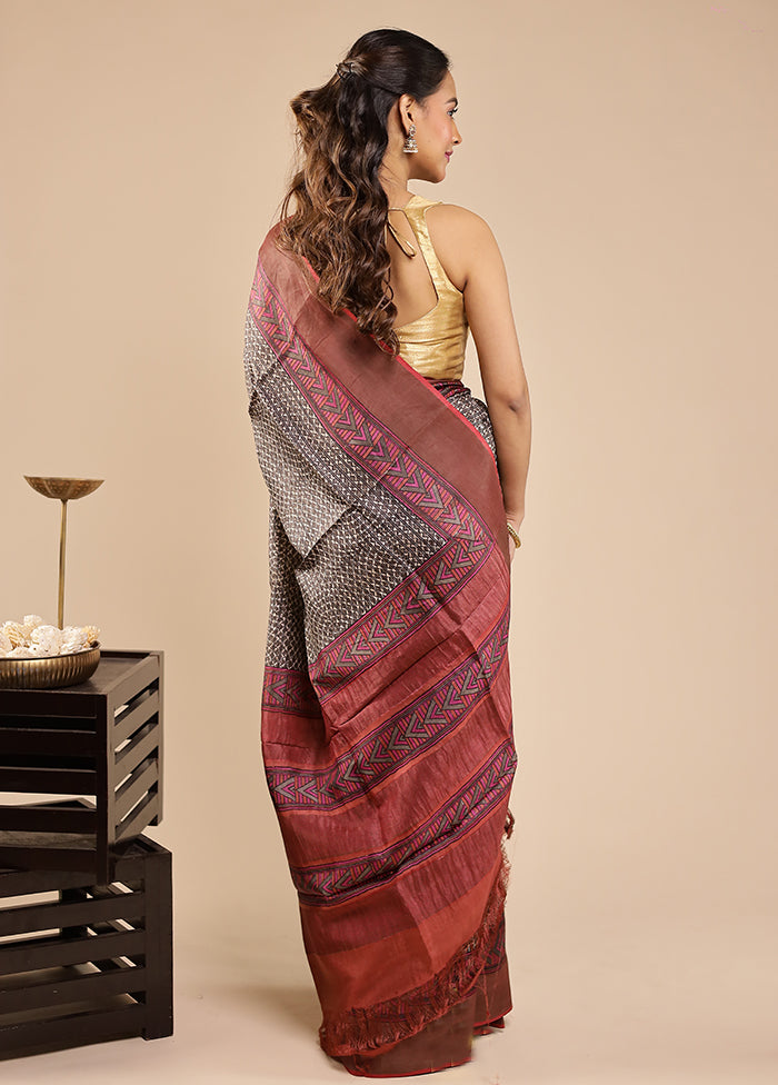 Maroon Handloom Tussar Pure Silk Saree With Blouse Piece