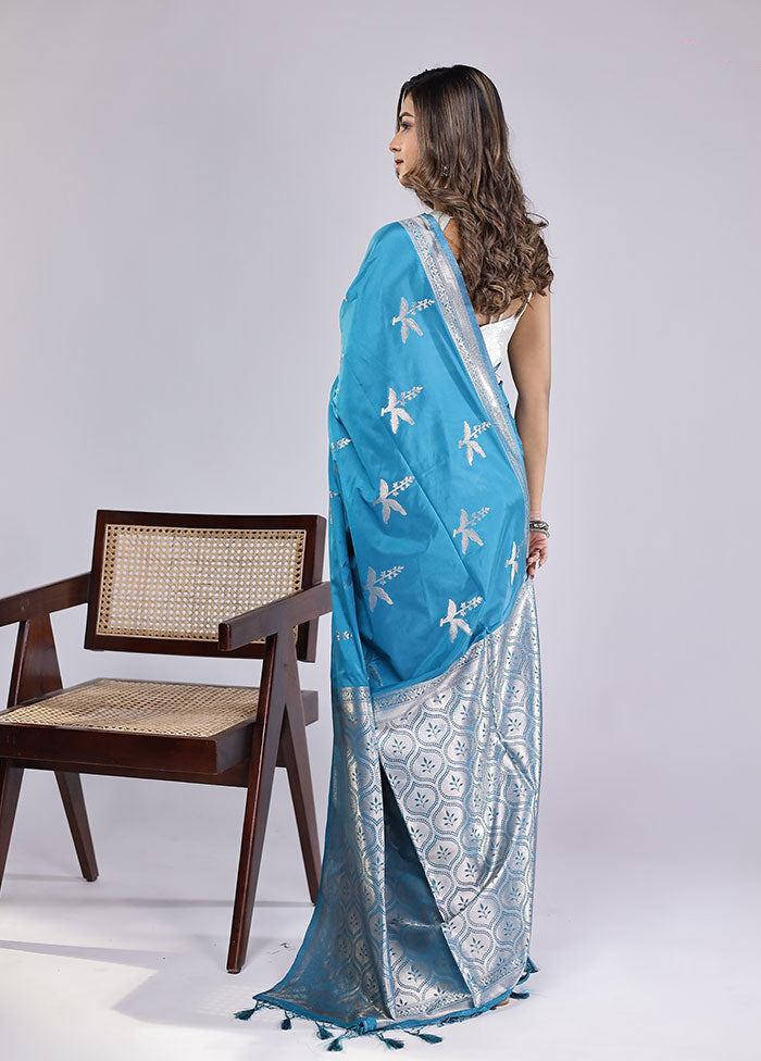 Multicolor Dupion Silk Saree With Blouse Piece