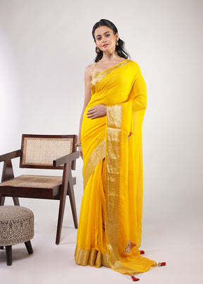 Yellow Georgette Saree With Blouse Piece