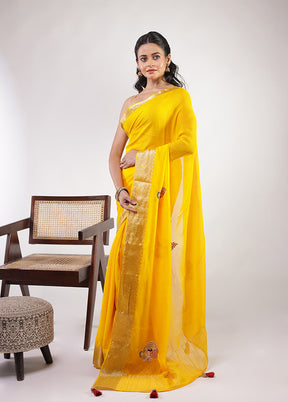 Yellow Georgette Saree With Blouse Piece