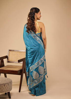 Green Dupion Silk Saree With Blouse Piece