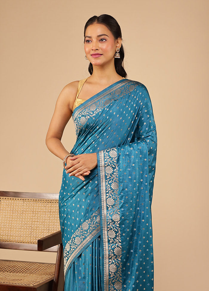 Green Dupion Silk Saree With Blouse Piece
