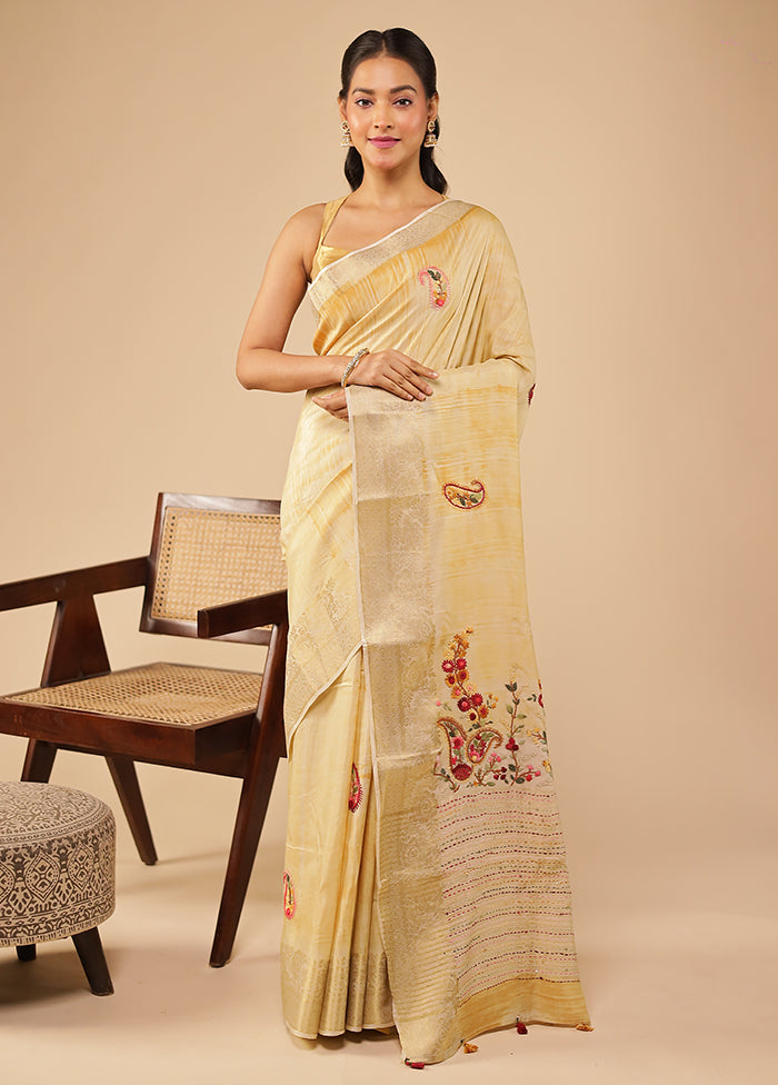 Cream Tussar Silk Saree With Blouse Piece