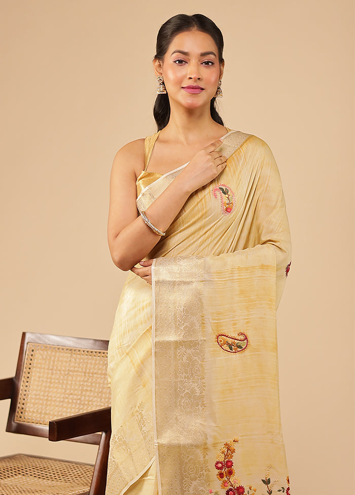 Cream Tussar Silk Saree With Blouse Piece
