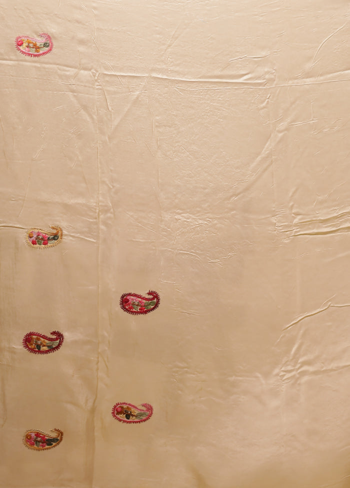 Cream Tussar Silk Saree With Blouse Piece