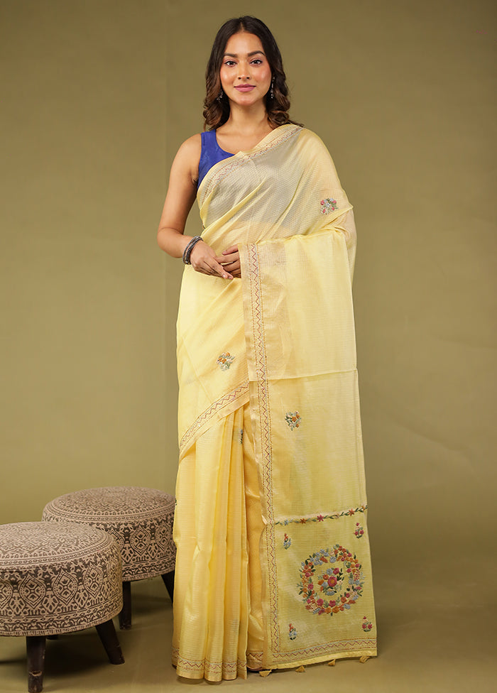 Yellow Cotton Saree With Blouse Piece