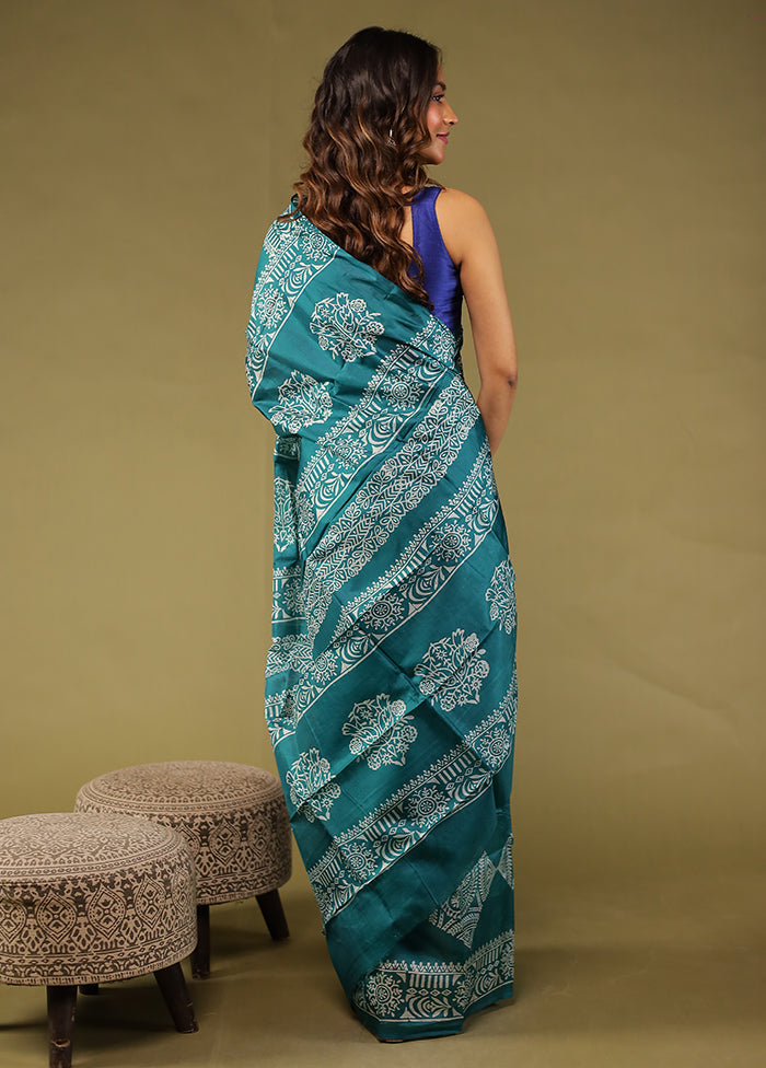 Blue Printed Pure Silk Saree Without Blouse Piece
