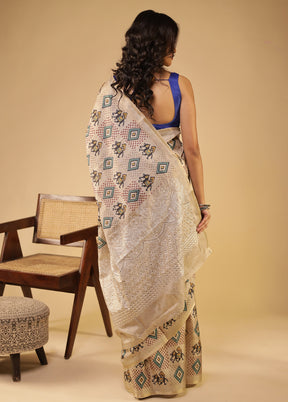 Cream Tussar Silk Saree With Blouse Piece