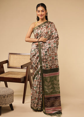 Cream Tussar Silk Saree With Blouse Piece