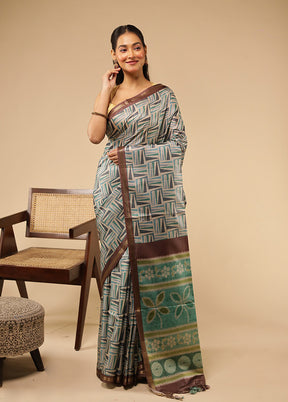 Cream Tussar Silk Saree With Blouse Piece