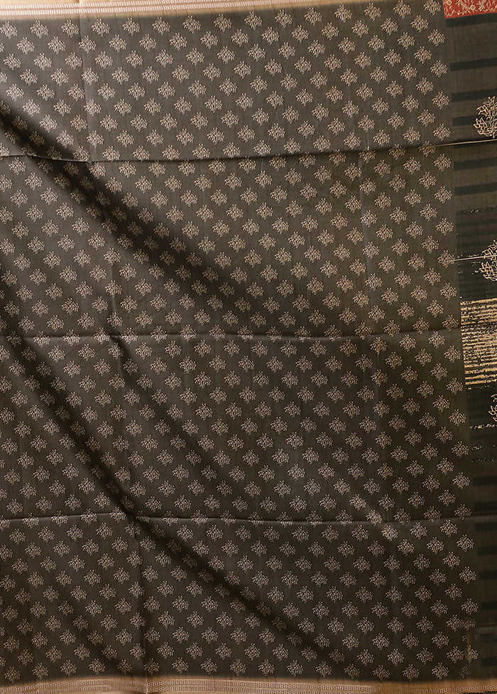 Grey Cotton Saree With Blouse Piece